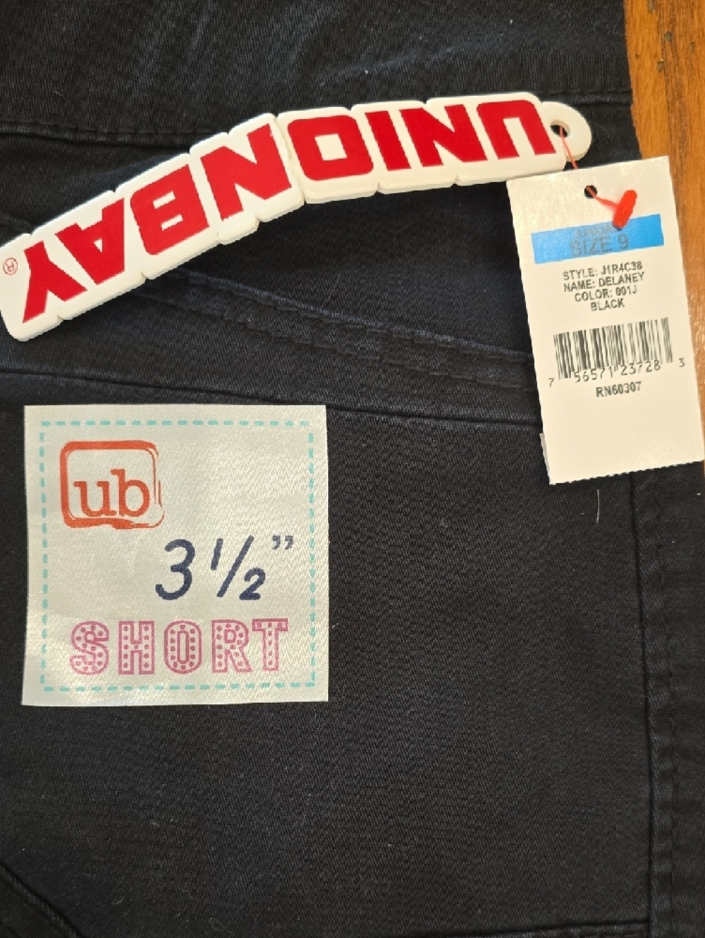 UNIONBAY Delaney Junior Black Denim-Style Shorts Size 9 NWT - Picture 2 of 3